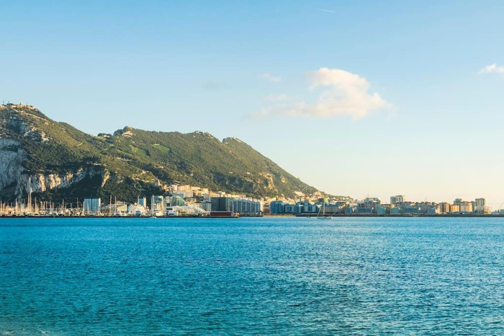 Apartamento Exterior Algeciras -Hawkins Costa 2A Exteriör bild